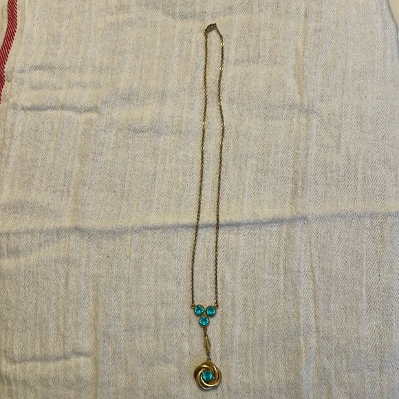 Jewelry - Gold and turquoise necklace